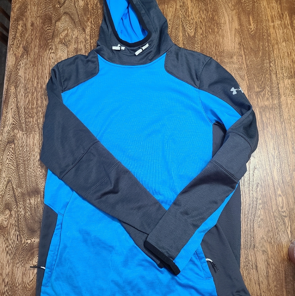Mens Under Armour hoodie